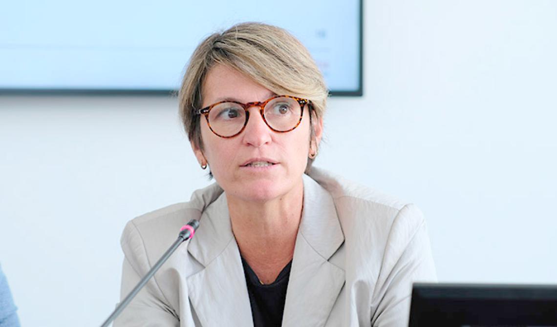 Il PD barese in subbuglio: L'esclusione di Titti De Simone, un segno di democrazia in declino?