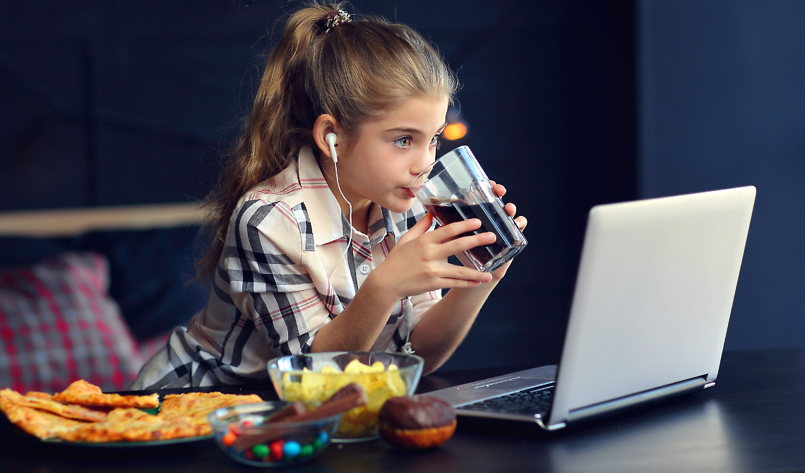 Le aziende commerciali decidono della nostra salute con ciò che mangiamo
