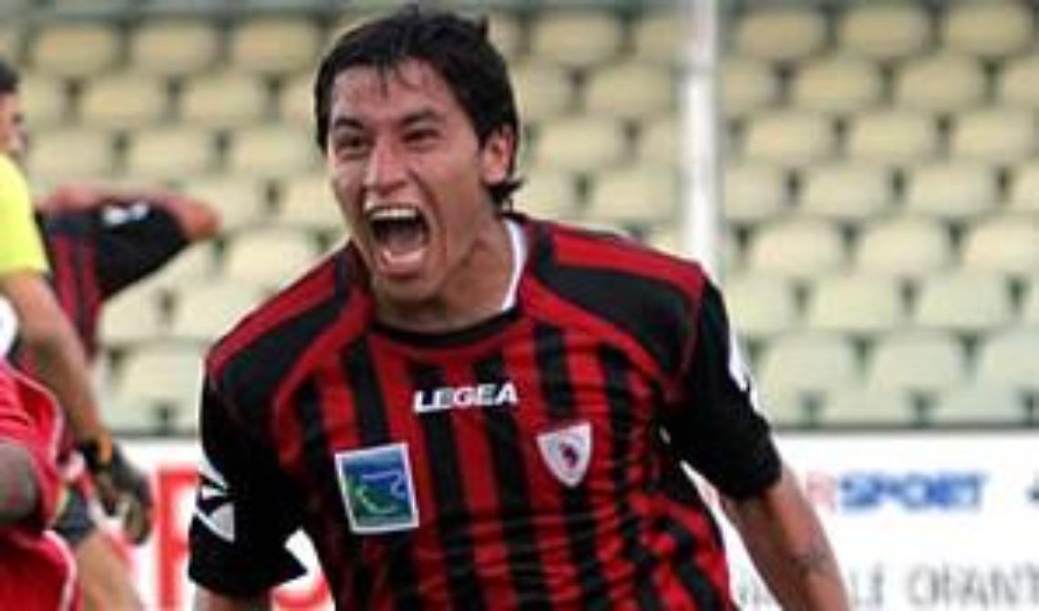 Salgado ritorna rossonero? «Ho chiesto di allenarmi col Foggia, poi si vedrà»