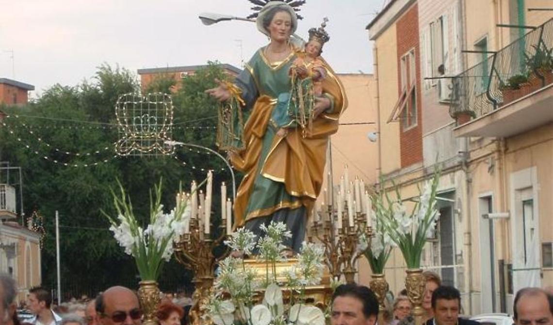 Oggi, 26 Luglio, è Sant'Anna: a Foggia una delle feste più sentite del Mezzogiorno d'Italia, tra ciammaruchelle e pizze fritte