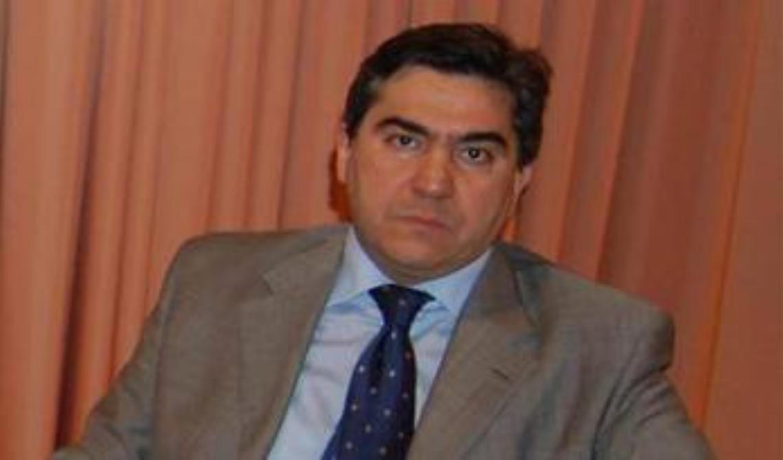 Gli incendiano l'auto, Scapato si dimette da vice presidente del Consiglio Comunale di Foggia: «Non sono sereno», dice