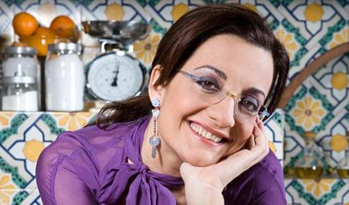 “Un padre è un padre”, non si discute. Ma Catena Fiorello lo fa alla Ubik di Foggia 