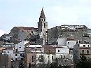 A Castelnuovo della Daunia è guerra tra fedeli e nuovo parroco