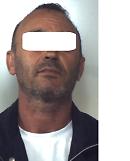Tra un vascone per l'irrigazione ed un vigneto spunta l'ennesima piantagione di "maria": un arresto