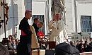 Bergoglio si rivolge ai lavoratori licenziati lucani: "Prego per voi"