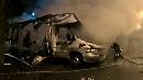 Foggia, fiamme avvolgono deposito di camper, 40 mezzi distrutti 