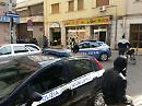 Quartiere ferrovia, cittadina rumena ruba generi alimentari: fermata da volanti e vigili urbani