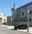 Prima la testa di vitello e poi una bomba, l'esecutore delle minacce a un ingegnere di Torremaggiore finisce in carcere
