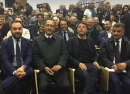 «Che facce da...». E la foto di Renzi con i big lucani del Pd diventa virale sui social