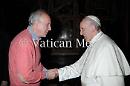 Antiusura, la "Buon Samaritano" di Foggia  da Papa Francesco con la sua “valigia della carità”