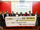 I consiglieri regionali M5S devolvono ai pugliesi 390mila euro dei loro stipendi