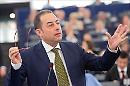Si aprono i giochi per il Pittella bis e Gianni annuncia che non parteciperà al congresso nazionale del Pd
