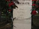 Monumento a Di Vittorio imbrattato a Molfetta, Loizzo: «Gesto infame»