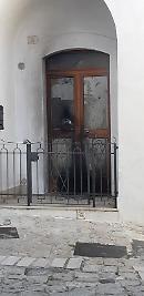 Monte Sant'Angelo, in fiamme l'abitazione del 61enne che uccise un 23enne