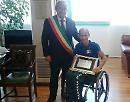 Matera, l'atleta Trevisani premiato dal sindaco De Ruggieri 