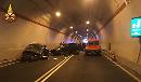 Incidente nella galleria di Mattinata, i Vigili del Fuoco hanno recuperato i corpi dell'uomo e della figlioletta