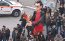 "Foggia libera Foggia", in corteo anche "Sid": il pupazzo contro le brutture della città