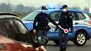 In manette due spacciatori di cocaina di San Severo, arrestati dalla Polizia dopo un rocambolesco inseguimento