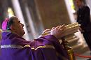 L'arcivescovo di Lecce , già vescovo di San Severo, vieta le messe nelle cappelle private per il 2 novembre