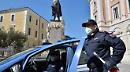 Tentano di investire un agente di Polizia, lanciando droga dai finestrini: arrestati due delinquenti di San Severo a Campobasso