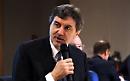 I "colori" di Speranza fanno discutere e Marsilio sbotta: «Il governo fa tavoli e riunioni, ma questa metodologia è superata dai fatti»