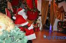 A Candela Babbo Natale non divide i "buoni" dai "cattivi": a casa sua si entra anche senza green pass