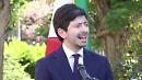 "Perché è stato candidato a Napoli e non in Basilicata?", "Aiuterò Amendola con piacere": l'evasivo Speranza a ‘Mezz’ora in più’