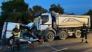 Tre operai morti, del Foggiano, nello scontro tra un furgoncino e un tir: rientravano dal Molise