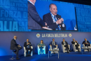  Bardi presenta il suo modello alla convention di Forza Italia: «Dopo il gas, ai lucani gratis anche acqua ed energia»