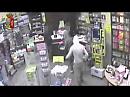 Il VIDEO della rapina alla farmacia "Prencipe" di Foggia