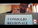 Zio Vito veste i panni di Mollica, il presidente del Consiglio regionale di Basilicata che si vota due volte: tutto da ridere