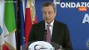 Draghi fa Steve Jobs con gli studenti di Bari: "A voi giovani spetta costruire il Paese con un pizzico di incoscienza"